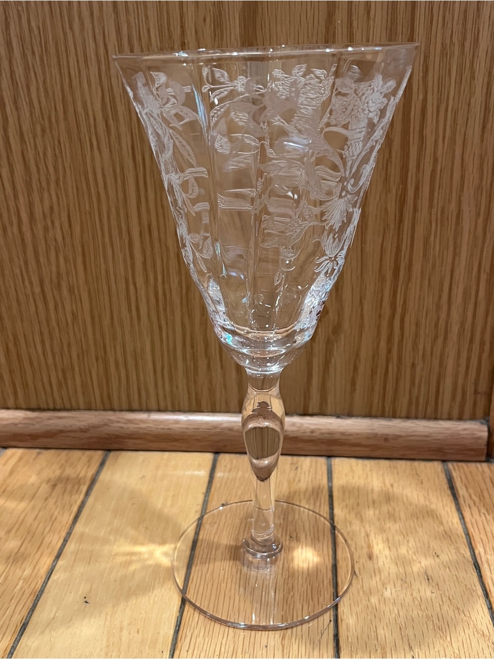 Water goblet stemware
